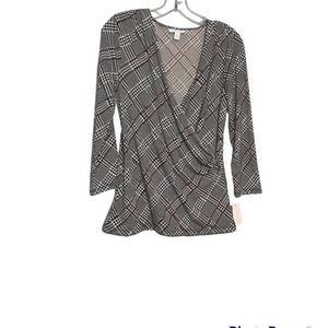 Charter Club women's top size S white,black and red.